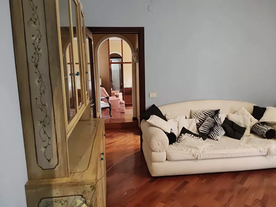 Immagine 26 di Appartamento in vendita  in VIALE RAFFAELLO a Napoli