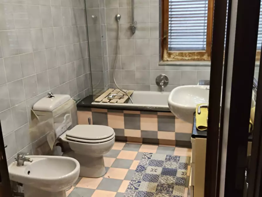 Immagine 40 di Appartamento in vendita  in VIALE RAFFAELLO a Napoli