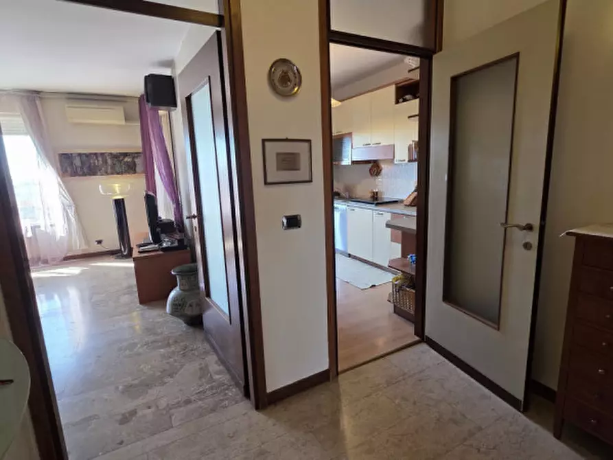 Immagine 6 di Appartamento in vendita  in Viale Italia a Castelfranco Veneto