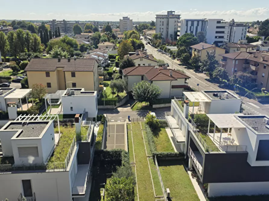 Immagine 14 di Appartamento in vendita  in Viale Italia a Castelfranco Veneto