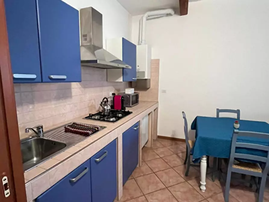 Immagine 1 di Appartamento in affitto  in via Interrato dell'Acqua Morta a Verona