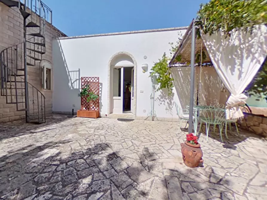 Immagine 7 di Villa in vendita  in VITI a Fasano