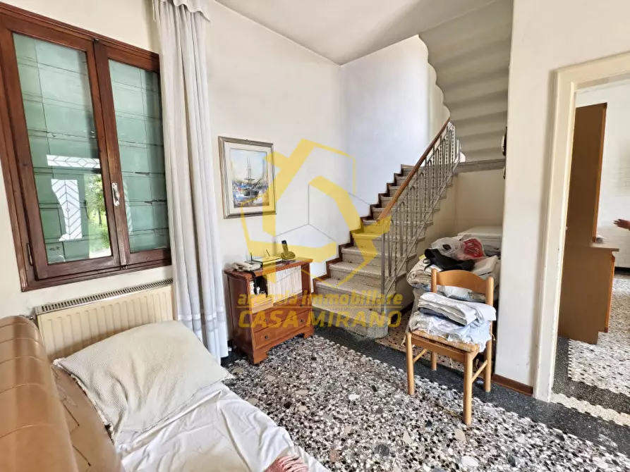 Immagine 4 di Casa indipendente in vendita  a Mirano