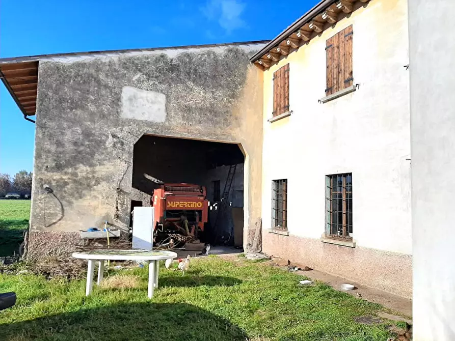 Immagine 10 di Casa indipendente in vendita  a Volta Mantovana