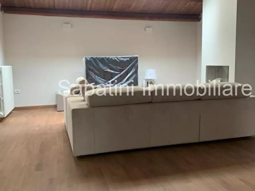 Immagine 4 di Appartamento in vendita  in Via Silvio Pellico, 6 a Pescara