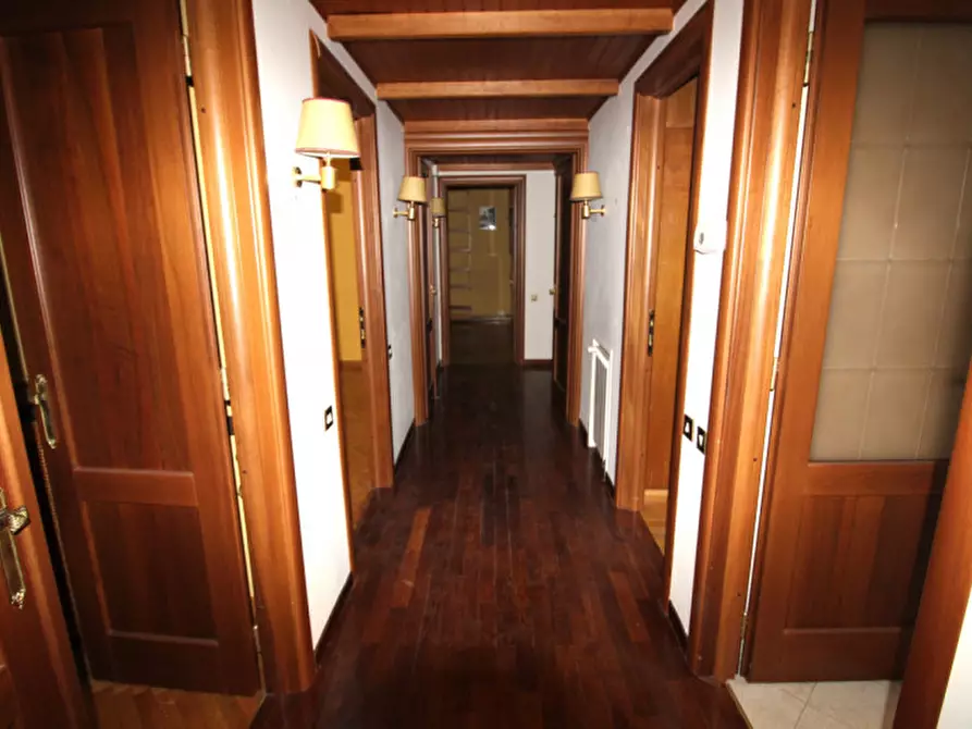 Immagine 10 di Appartamento in vendita  in Piazzale delle Medaglie d'Oro a Roma