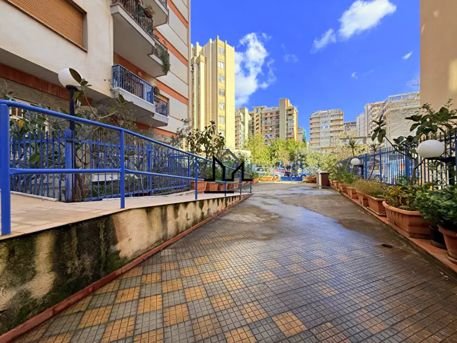 Immagine 24 di Appartamento in affitto  a Palermo