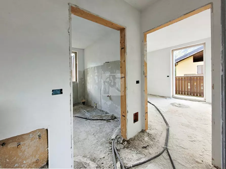 Immagine 8 di Appartamento in vendita  in Via Pier Antonio Cassoni a Ledro