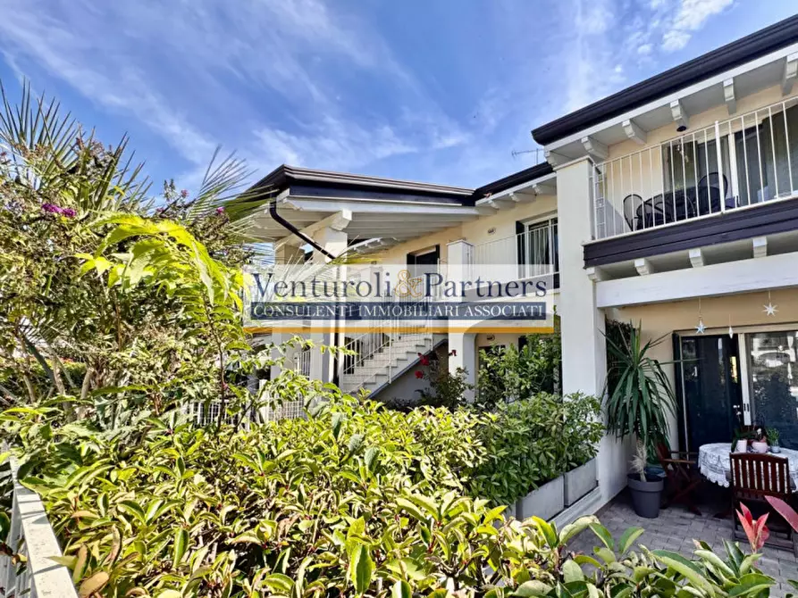 Immagine 2 di Villetta a schiera in vendita  in via cappuccini a Lonato del Garda