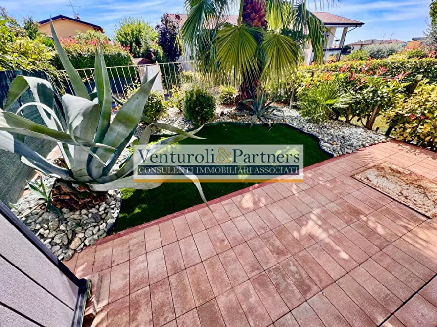 Immagine 10 di Villetta a schiera in vendita  in via cappuccini a Lonato del Garda