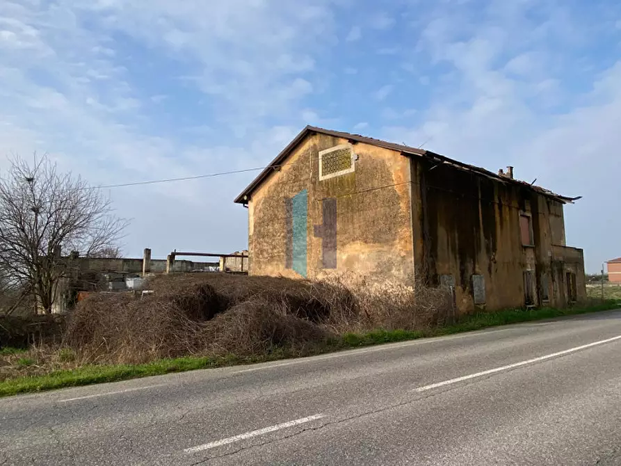 Immagine 6 di Rustico / casale in vendita  in Via Castelcovati 32 a Urago D'oglio