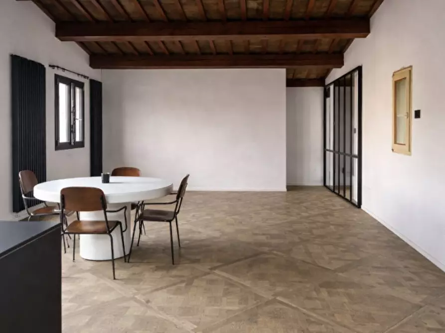 Immagine 21 di Appartamento in vendita  in via dell'arco a Padova