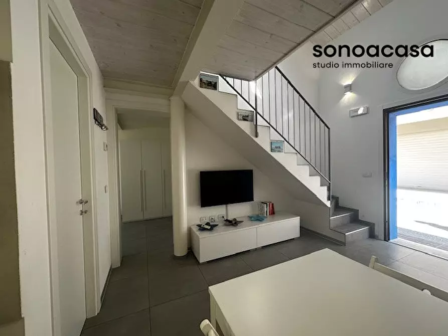 Immagine 10 di Appartamento in vendita  in Via Damiano Chiesa 3 a Mondolfo