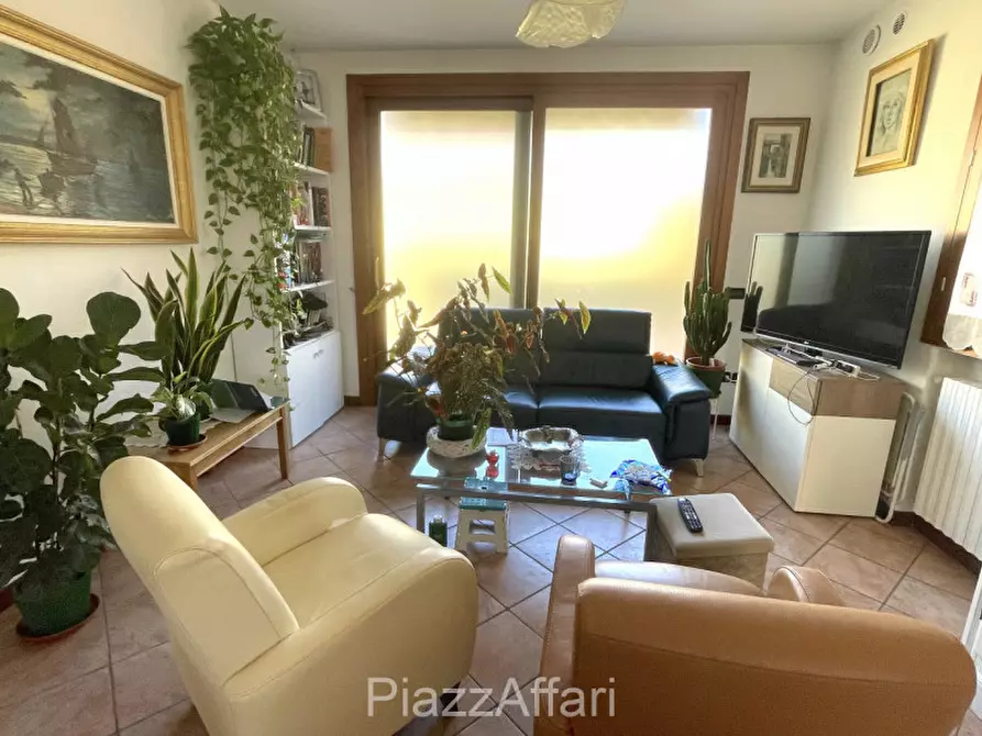 Immagine 4 di Casa bifamiliare in vendita  in Via Tessari a Piove Di Sacco