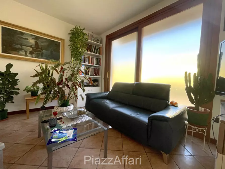 Immagine 10 di Casa bifamiliare in vendita  in Via Tessari a Piove Di Sacco