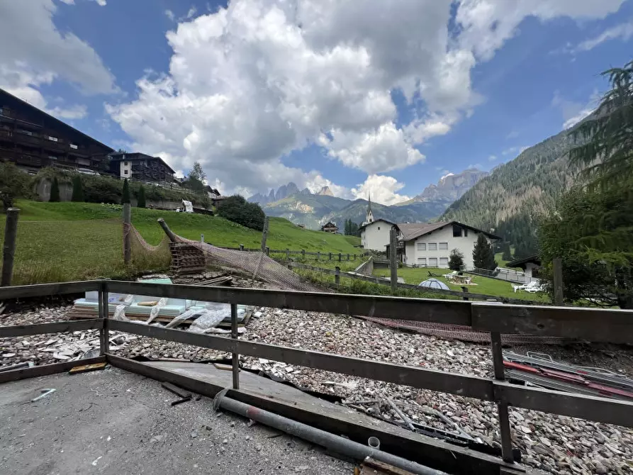 Immagine 6 di Appartamento in vendita  in Strèda del Cuch /Via del Cuch 10 a Canazei