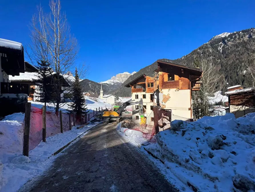 Immagine 23 di Appartamento in vendita  in Strèda del Cuch /Via del Cuch 10 a Canazei