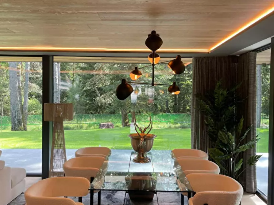 Immagine 1 di Villa in vendita  in Via Bedolé a Predazzo