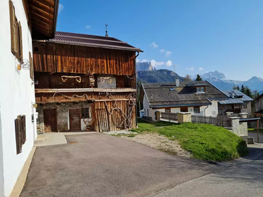 Immagine 3 di Casa indipendente in vendita  in Strada De Saro Pozat a San Giovanni Di Fassa