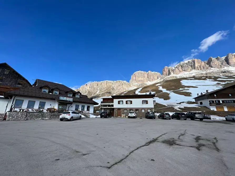 Immagine 6 di Hotel in vendita  in VIA PASSO PORDOI a Livinallongo Del Col Di Lana