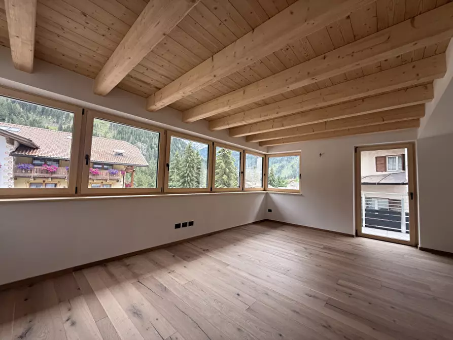 Immagine 40 di Appartamento in vendita  in Streda de Costa a Canazei