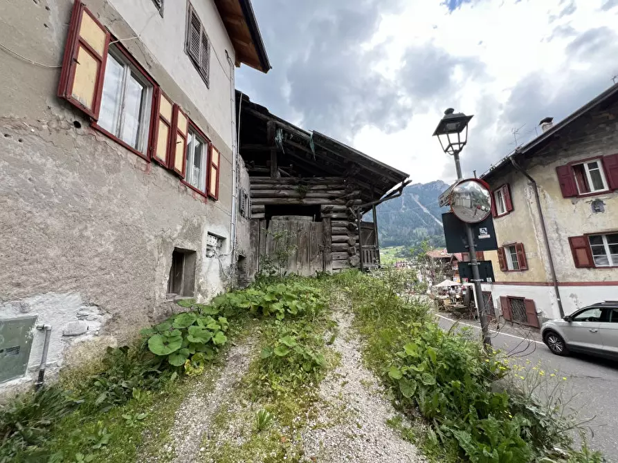 Immagine 6 di Rustico / casale in vendita  in Piazza Italia 30 a Moena