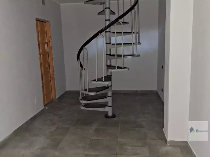 Immagine 10 di Appartamento in vendita  in Via 5 Maggio 9 a Milano