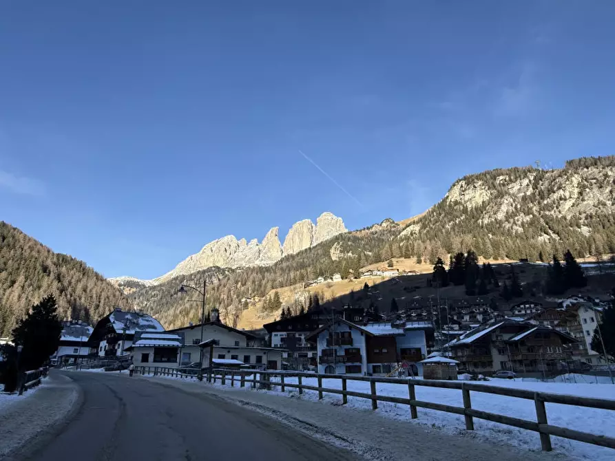 Immagine 5 di Appartamento in vendita  in via Pent de Sera 26 a Campitello Di Fassa