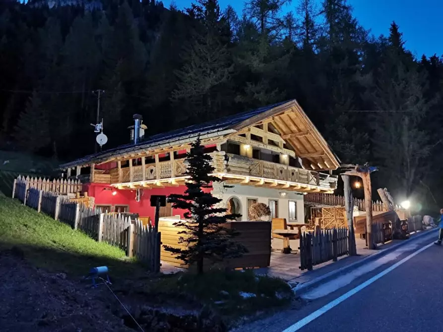 Immagine 8 di Attività commerciale in vendita  in Strada di Pian Trevisan - Strèda de Ciamp Trujan a Canazei