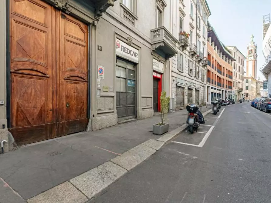 Immagine 1 di Cantina in vendita  in via Pietro Maroncelli 13 a Milano