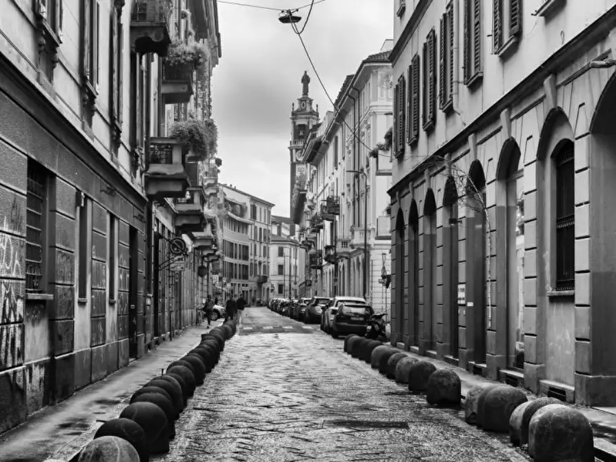 Immagine 4 di Cantina in vendita  in via Pietro Maroncelli 13 a Milano