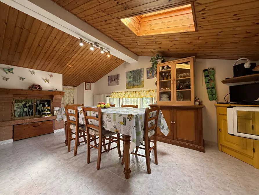 Immagine 8 di Casa bifamiliare in vendita  a Badia Calavena