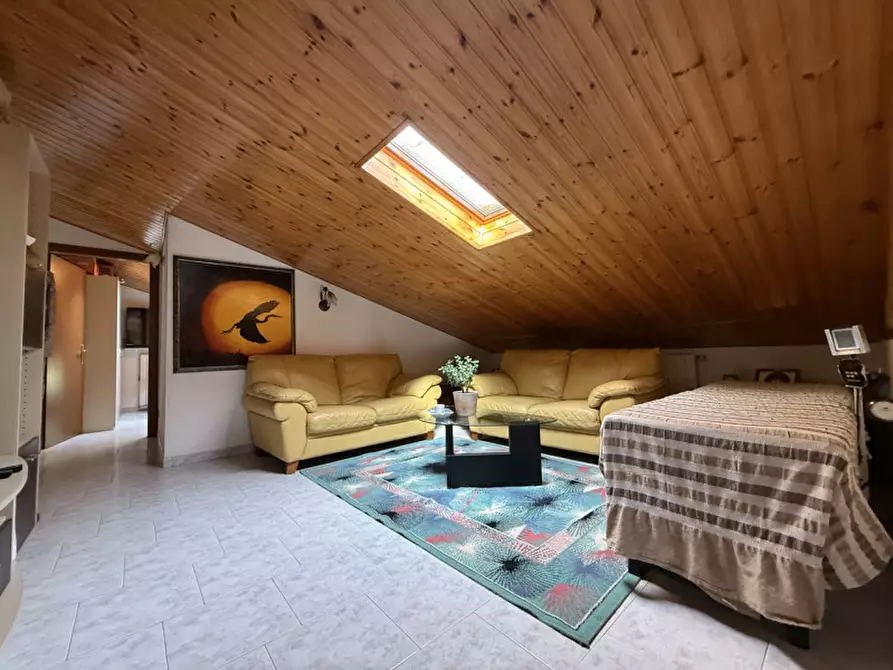 Immagine 11 di Casa bifamiliare in vendita  a Badia Calavena