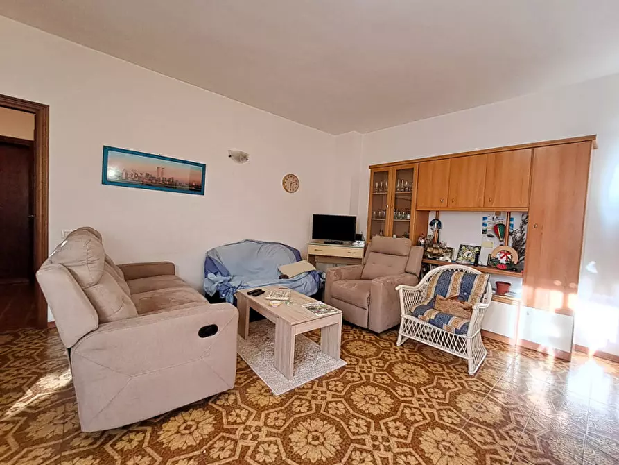 Immagine 3 di Appartamento in vendita  a Tuoro Sul Trasimeno