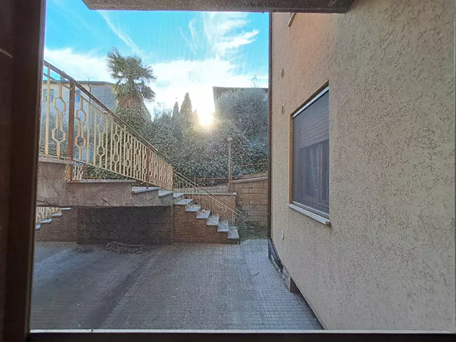 Immagine 12 di Appartamento in vendita  a Tuoro Sul Trasimeno