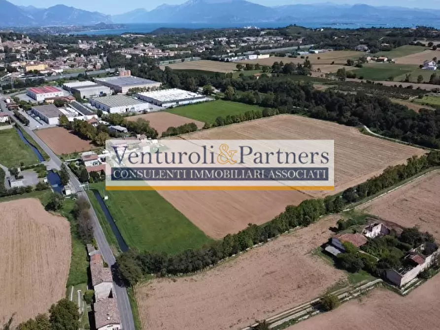 Immagine 8 di Rustico / casale in vendita  in Via Maglio a Lonato del Garda