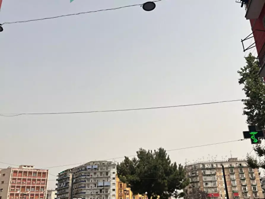 Immagine 9 di Negozio in vendita  in VIA PARMA a Napoli