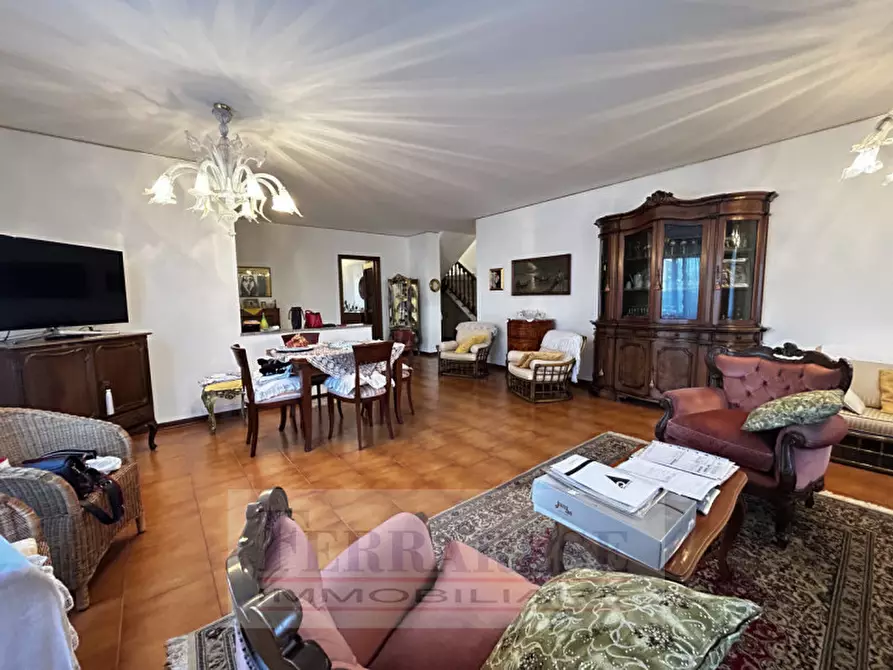 Immagine 4 di Casa bifamiliare in vendita  in Via Antonio Gramsci a Stra