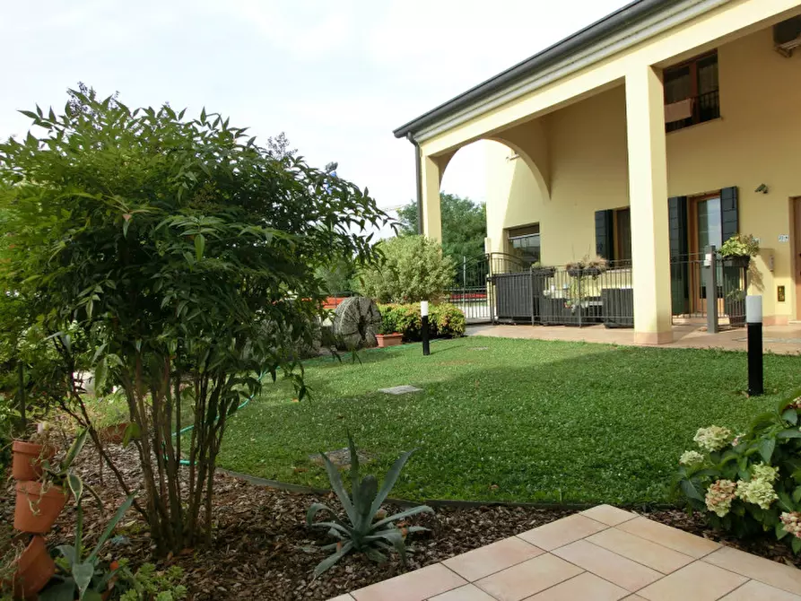 Immagine 2 di Appartamento in vendita  a Salzano