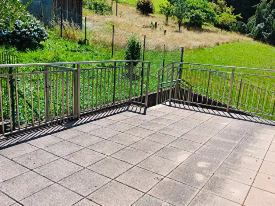 Immagine 2 di Appartamento in vendita  in Via Santa Caterina a Introbio