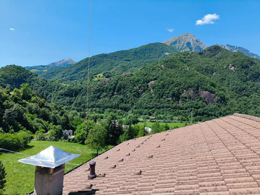 Immagine 3 di Appartamento in vendita  in Via Santa Caterina a Introbio