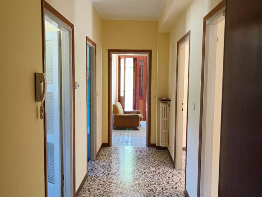 Immagine 6 di Appartamento in vendita  in Via Santa Caterina a Introbio