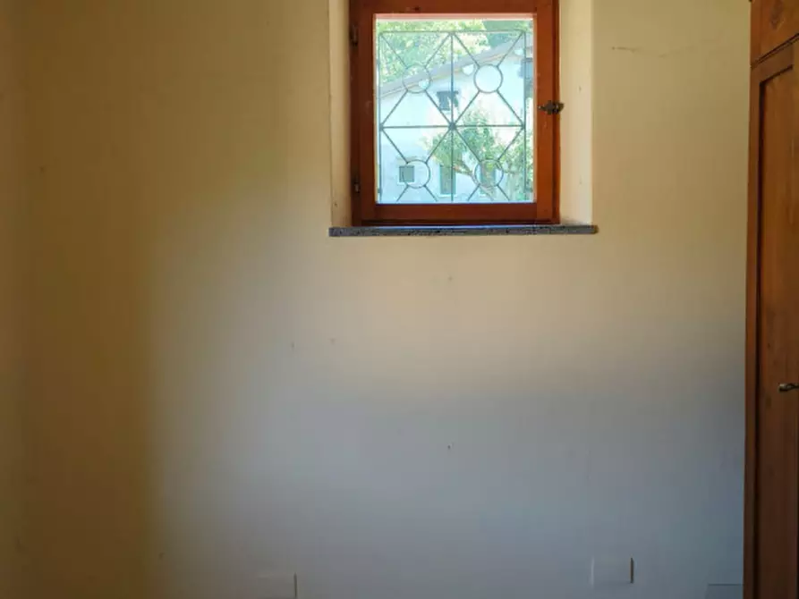 Immagine 8 di Appartamento in vendita  in Via Santa Caterina a Introbio