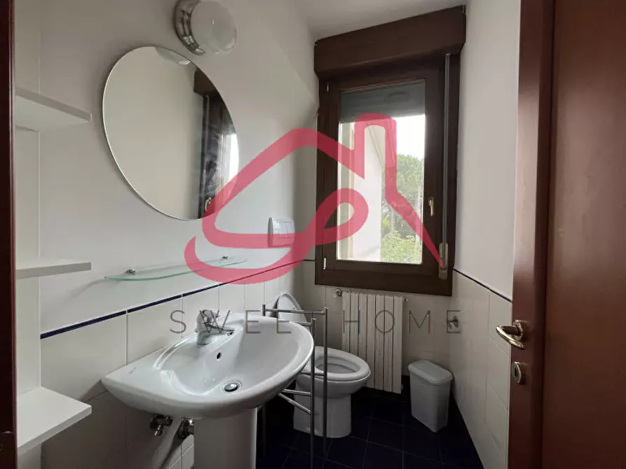 Immagine 8 di Villa in vendita  in via turazza a Padova