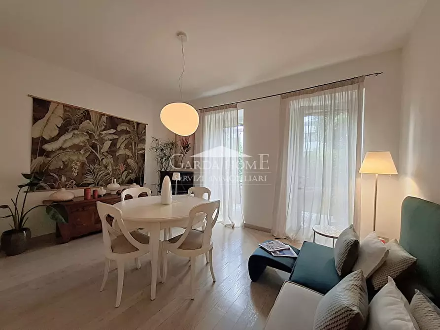 Immagine 4 di Appartamento in vendita  in Via Giovanni Rambotti a Desenzano Del Garda