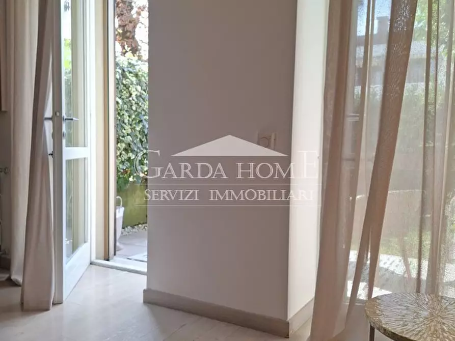 Immagine 8 di Appartamento in vendita  in Via Giovanni Rambotti a Desenzano Del Garda