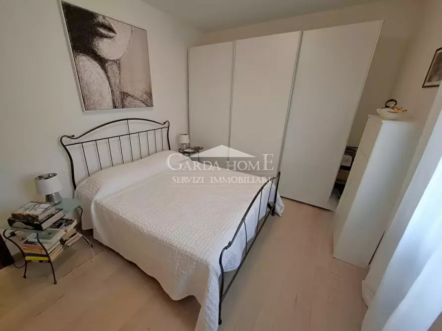 Immagine 15 di Appartamento in vendita  in Via Giovanni Rambotti a Desenzano Del Garda