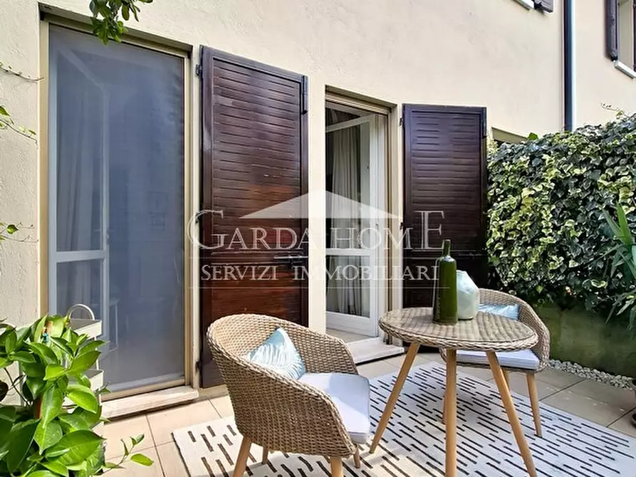 Immagine 23 di Appartamento in vendita  in Via Giovanni Rambotti a Desenzano Del Garda