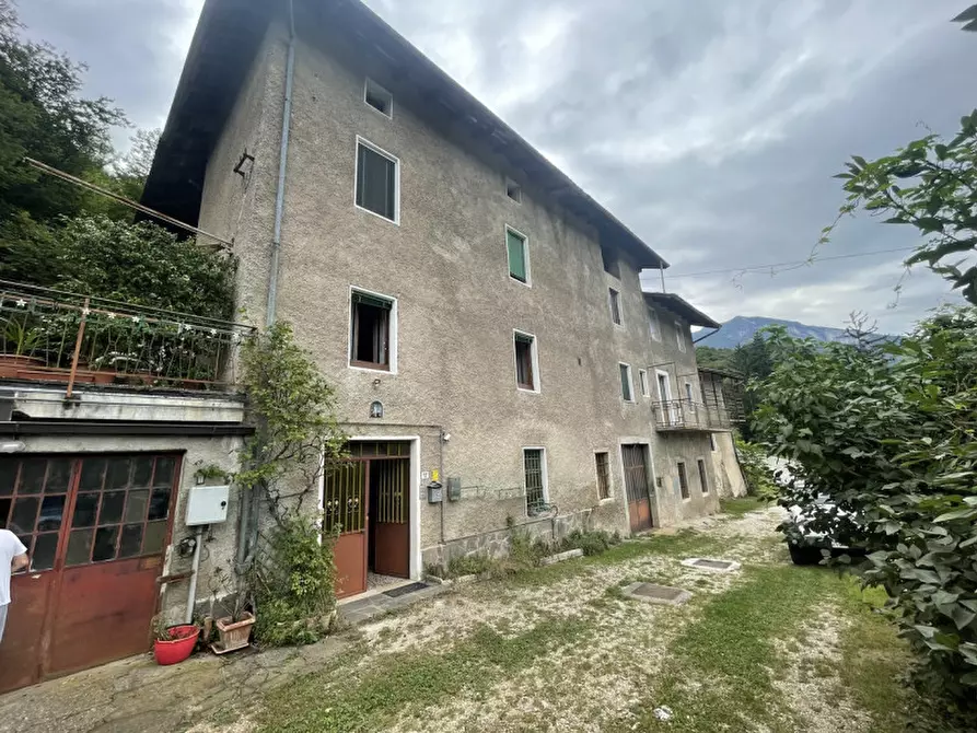 Immagine 2 di Casa indipendente in vendita  in Via Pianizza a Trento