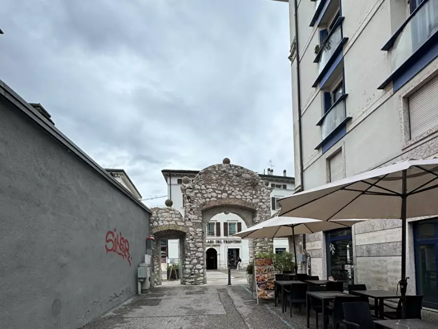 Immagine 1 di Attività commerciale in vendita  in Via cardinale Cristoforo Madruzzo a Trento